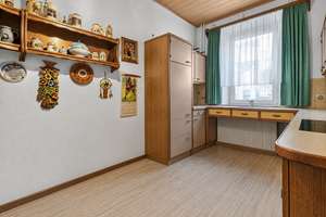 Inkl. Garage: Großzügige Wohnung in Laufnähe zur Wertach! – Die vollständige Adresse der Immobilie erhältst du vom Anbieter., 86157 Pfersee-Süd, Augsburg – Vorschaubild 15