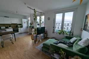 Helle Dachgeschosswohnung mit großer Terasse & Einbauküche – Berlin – Vorschaubild 6