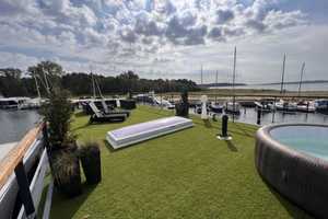 LUXUS Hausboot - 3 Etagen - 100m² Wohnen + 120 m² SONNENTERRASSE - Kamin, Kino, komplett individuell – Potsdam – Vorschaubild 48