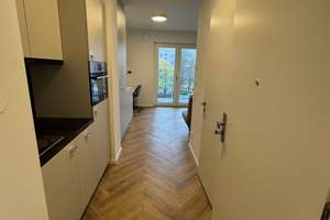 Möbliertes 1-Zimmer-Apartment zwischen Spree und Stadt - Inklusive EBK, Fußbodenheizung und Balkon – Henriette-Lustig-Strasse 21, 12555 Köpenick, Berlin – Vorschaubild 4