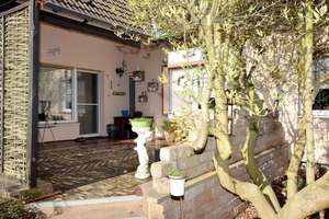 Südstadt: Gepflegtes, großes Haus mit 3 Wohnungen, Garten + Garage ... – Die vollständige Adresse der Immobilie erhältst du vom Anbieter., 38126 Südstadt-Rautheim-Mascherode, Braunschweig – Vorschaubild 10