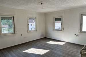 Für Handwerker: 4-Zimmer Whg. ab sofort