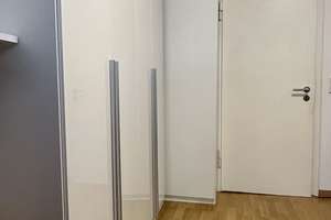 Tolle 3-Zimmer-Wohnung in Stuttgart-Mitte, inkl. EBK, möbliert zu übernehmen – Landhausstraße 8, 70182 Kernerviertel, Stuttgart – Vorschaubild 10