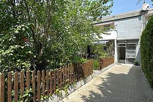 Sonnenverwöhnte renovierte 4-ZKB EG-Wohnung mit Terrasse, Garten und Garage – Weinstraße 2, 66129 Bübingen, Saarbrücken – Vorschaubild 2