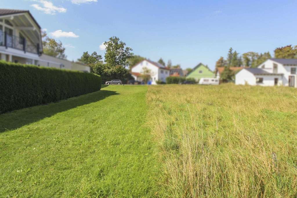 Sonniges Baugrundstück für ein Einfamilienhaus - Top-Lage bei München