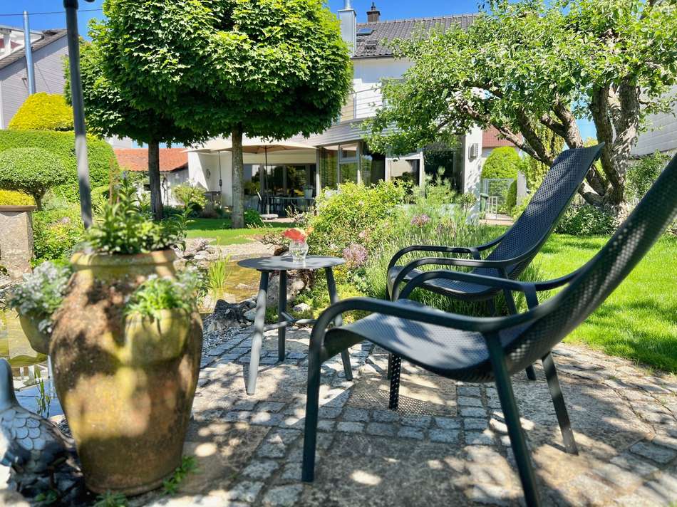 Sitzplatz am Teich