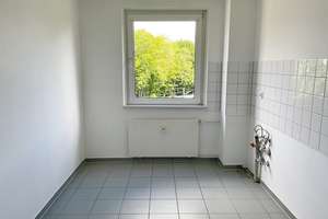 Helle 2 Zimmer & Balkon in grüner Citylage - renoviert, guter Schnitt, Wannenbad, Aufzug – Kurt-Schumacher-Straße 28, 33615 Schildesche, Bielefeld – Vorschaubild 7