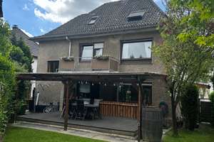"Hallo Familie" Ich biete ausreichend Platz & einen Garten" in zentraler Lage von SG-Mitte
