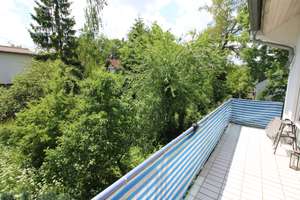 SEHR SCHÖNE SONNIGE 2 ZIMMER SÜD-WESTSEITE WOHNUNG