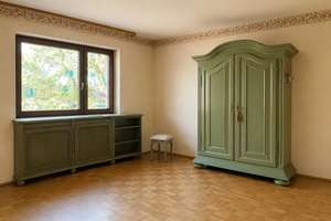 Wohnen in einer der begehrtesten Lagen Karlsruhes – mit Blick, Ruhe und außergewöhnlichem Potenzial – Die vollständige Adresse der Immobilie erhältst du vom Anbieter., 76227 Durlach, Karlsruhe – Vorschaubild 4