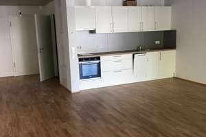 Zuhause mit viel Licht und Balkon in Bogenhausen