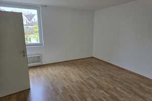 Ansprechende 3-Zimmer-Wohnung mit 2 Balkonen in Oldenburg – Oldenburg (Oldenburg) – Vorschaubild 2