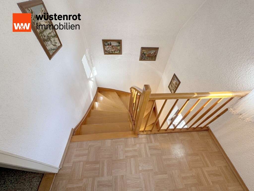 Immobilie in Abtsgmünd - Ein-Zweifamilienhaus in Abtsgmünd: Wohnen zwischen Infrastruktur und Natur - Bild 4