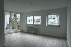 Grün & gut gelegen - sanierte Familienwohnung mit Balkon freut sich auf Sie!