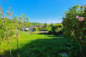 Ihr neues Familiendomizil - Reihenmittelhaus mit viel Wohnfläche, Fernblick, Garten & Garage – Die vollständige Adresse der Immobilie erhältst du vom Anbieter., 96450 Mitte, Coburg – Vorschaubild 3