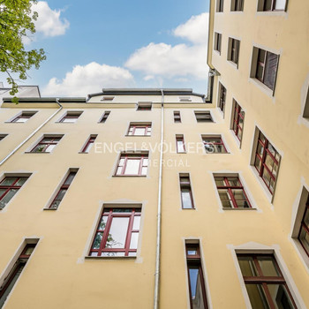 Attraktiver Altbau in zentraler Lage von Charlottenburg