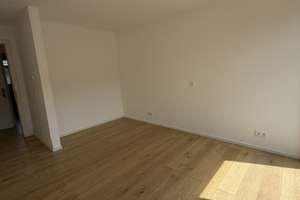 Luxuriöse 3 Zimmerwohnung von Privat!! – Die vollständige Adresse der Immobilie erhältst du vom Anbieter., 70327 Wangen, Stuttgart – Vorschaubild 3