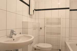 SCHÖNE HELLE RENOVIERTE 2 ZIMMER WOHNUNG IM HERZEN VON ELLER, LAMINAT, BALKON – Gumbertstraße 183, 40229 Eller, Düsseldorf – Vorschaubild 19