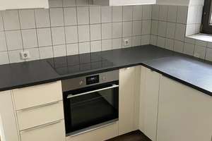 HELLE 4 ZIMMER WOHNUNG!!! zentrale Lage und viel Platz! – Peter-Bauer-Straße 16, 50823 Neuehrenfeld, Köln – Vorschaubild 6