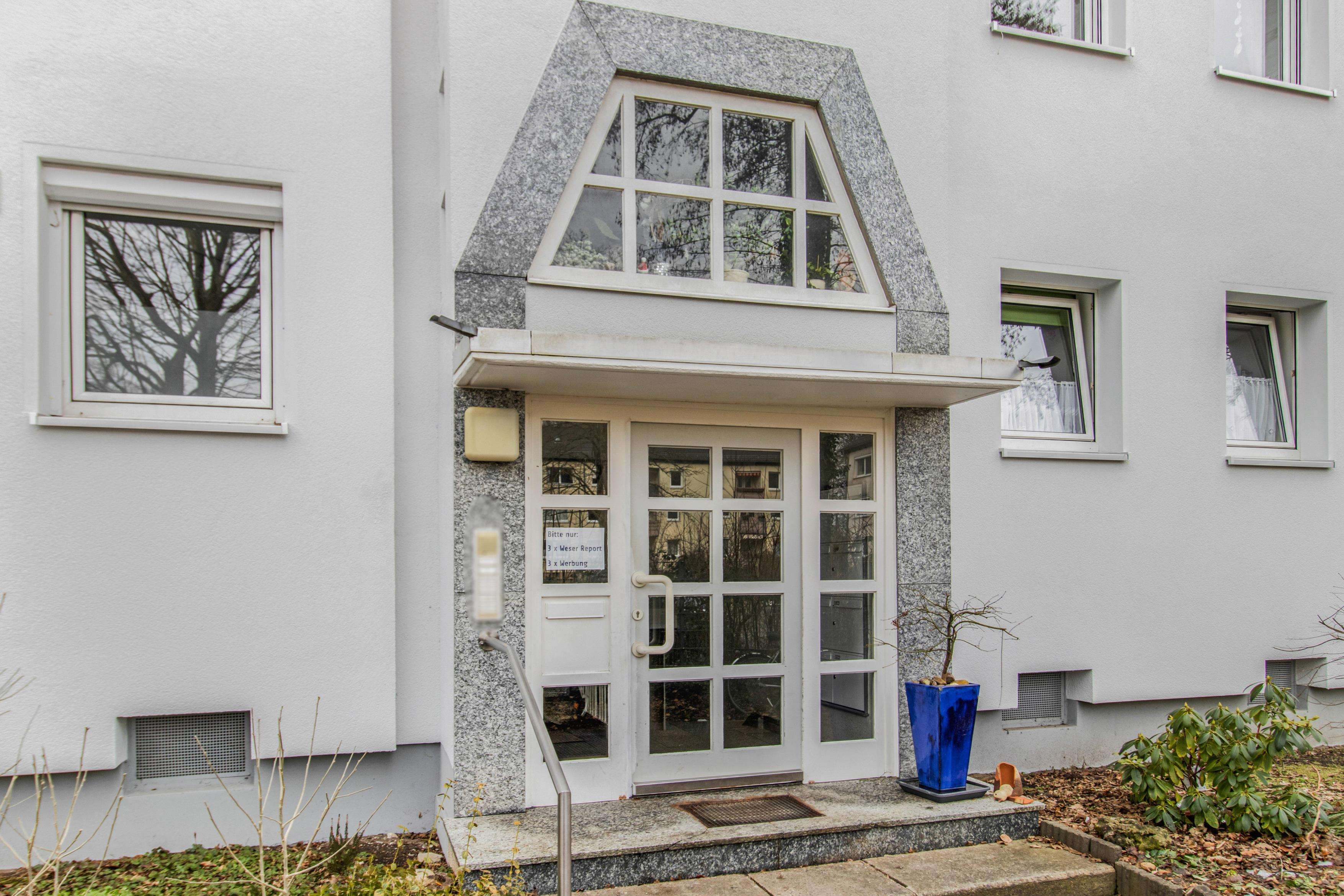 Charmante 3-Zimmer-Eigentumswohnung mit Loggia und separater Garage, Bremen – Bild 3