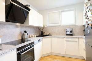 Stilvoll wohnen in Essen-Rüttenscheid – 3 Zimmer, Parkett, Küche & Möbel inklusive – 45131 Rüttenscheid, Essen – Vorschaubild 4