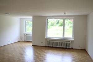**HOCHWERTIG ENERGETISCH SANIERT** 5-Zi.-RMH | 1A-TOP-Zustand - NEU RENOVIERT | NEUE EBK | frei – Dietrich-Bonhoeffer-Straße 18, 73732 Sankt Bernhardt, Esslingen am Neckar – Vorschaubild 5
