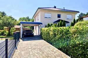 Neuwertige Stadtvilla zum Verlieben - Ihr neues Zuhause in Fredersdorf bei Berlin! – Die vollständige Adresse der Immobilie erhältst du vom Anbieter., 15370 Fredersdorf-Vogelsdorf – Vorschaubild 1