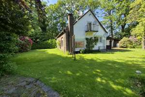 Älteres Landhaus mit Kamin, Balkon und Gartenblick in Bocholt – Biemenhorst zur Miete