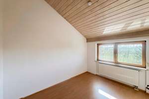 Architektenhaus in erster Reihe mit unverbautem Blick ins Naturschutzgebiet - Wohnen wie im Urlaub! – Die vollständige Adresse der Immobilie erhältst du vom Anbieter., 84424 Isen – Vorschaubild 8