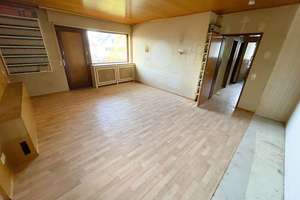 ** Achtung Handwerker **
Außergewöhnliche Doppelhaushälfte mit Terrasse, Garten und Garage – Die vollständige Adresse der Immobilie erhältst du vom Anbieter., 63165 Mühlheim am Main – Vorschaubild 10