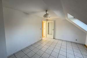 Lichtdurchflutete 2 Zimmerwohnung mit kostenloser Einbauküche – Blumenthalstr. 2, 45138 Südostviertel, Essen – Vorschaubild 2