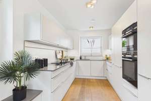 Exklusives und neuwertiges Einfamilienhaus mit Garten, Garage & traumhafter Dachterrasse! – 68309 Käfertal, Mannheim – Vorschaubild 7