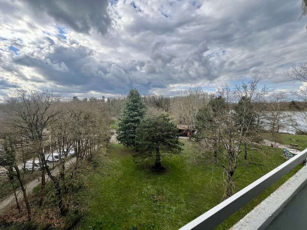 "Vermietete 3 Zimmer-Wohnung in FR-Landwasser (Erbbaurecht)
