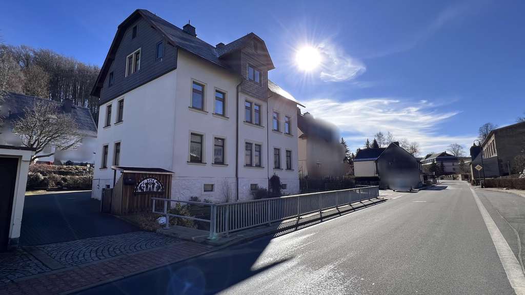 Immobilie in Zwönitz - Für Ihre Familie und mehr! - Bild 2