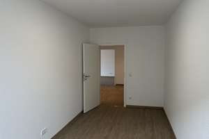 HANNOVER-ZENTRUM: NEU SANIERTE 3-Zimmer-Wohnung im 3.OG mit BALKON, NÄHE AEGI+MASCHSEE – Senior-Blumenberg-Gang 2, 30159 Mitte (Ortsteil), Hannover – Vorschaubild 29