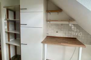 Helle 3 Zimmer Dachgeschosswohnung mit 2 Bädern in Frankfurt-Oberrad – Die vollständige Adresse der Immobilie erhältst du vom Anbieter., 60599 Oberrad, Frankfurt am Main – Vorschaubild 10