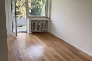 Frisch sanierte 3 Zimmer Wohnung mit zwei Balkonen in Rheinlage von Düsseldorf – 40545 Oberkassel, Düsseldorf – Vorschaubild 11
