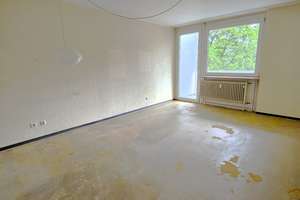 Ruhige, sonnige 4-Zimmer- Wohnung mit Blick ins Grüne und viel Gestaltungspotential – Franz-Wolter-Straße 2, 81925 Oberföhring, München – Vorschaubild 8