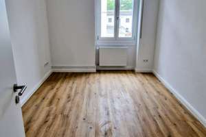 Traumhafte 3-Zimmer-Altbauwohnung mit Balkon – Erstbezug nach Komplettsanierung – 63067 Messehalle, Offenbach am Main – Vorschaubild 16