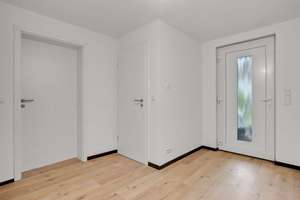 Traumlage! Teilrenovierter Bungalow mit separater ELW, großem Garten und Doppelgarage – Die vollständige Adresse der Immobilie erhältst du vom Anbieter., 91077 Neunkirchen am Brand – Vorschaubild 8