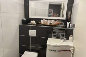 Modernisierte EG‑Wohnung mit großem Garten, Balkonzugang & ruhiger Lage in Uerdingen – Grete-Schmitz-Straße 21, 47829 Uerdingen, Krefeld – Vorschaubild 7
