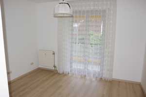Geschmackvolle, sanierte 3-Raum-Wohnung mit EBK in Nürnberg – Nürnberg – Vorschaubild 15