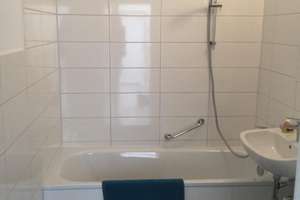 Gemütliche 3-Raumwohnung mit offener Küche und Balkon! – Birkwitzer Weg 7, 1257 Leuben (Stadtteil), Dresden – Vorschaubild 3