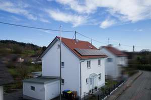 Umfangreich saniertes EFH: Pelletheizung  + PV + Solarthermie
Ruhiger Lage - nur 4 min zur A8 – Die vollständige Adresse der Immobilie erhältst du vom Anbieter., 86441 Zusmarshausen – Vorschaubild 5