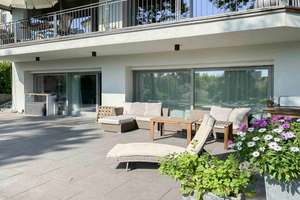 10-Zimmer-Villa mit Wasserblick auf den Hermsdorfer See: Ideal für große Familien und Naturliebhaber – Die vollständige Adresse der Immobilie erhältst du vom Anbieter., 13467 Hermsdorf, Berlin – Vorschaubild 1