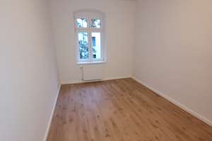 Modernisiert - 3 Zimmer mit Einbauküche und Balkon – Jagowstr. 15, 10555 Moabit, Berlin – Vorschaubild 5