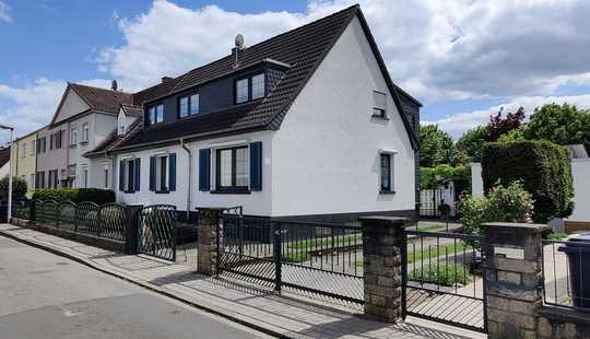 Bild von **PROVISIONSFREI** Ein Haus, zwei Welten – wohnen, vermieten oder generationsübergreifend genießen