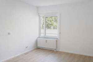 Attraktive Kapitalanlage mit Balkon und Lift im Hochparterre – Die vollständige Adresse der Immobilie erhältst du vom Anbieter., 4107 Zentrum-Süd, Leipzig – Vorschaubild 2