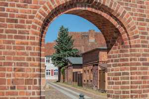 Dreiseithof zum Sanieren und ausbauen! – Ostprignitz-Ruppin (Kreis) – Vorschaubild 1