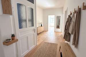 Einzigartiges Wohnen im Zentrum
Exklusiver Erstbezug
Kernsanierte 3-Zimmer-Wohnung – Die vollständige Adresse der Immobilie erhältst du vom Anbieter., 70197 Rotebühl, Stuttgart – Vorschaubild 3